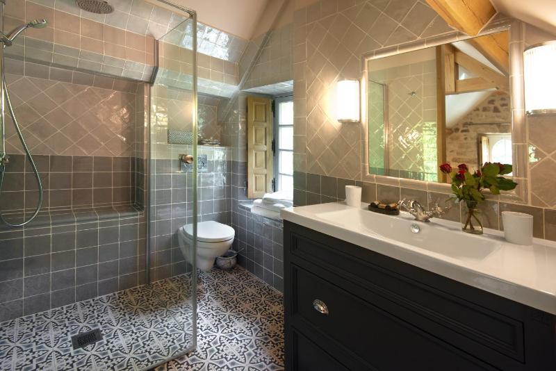 One-Bedroom House image 2
