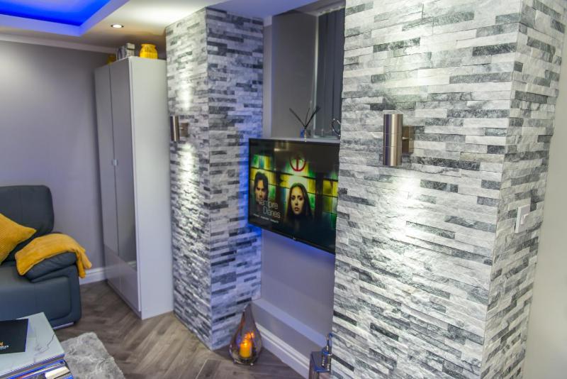 Deluxe Suite image 4