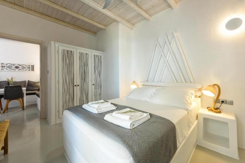 Two-Bedroom Apartment with Sea View image 2