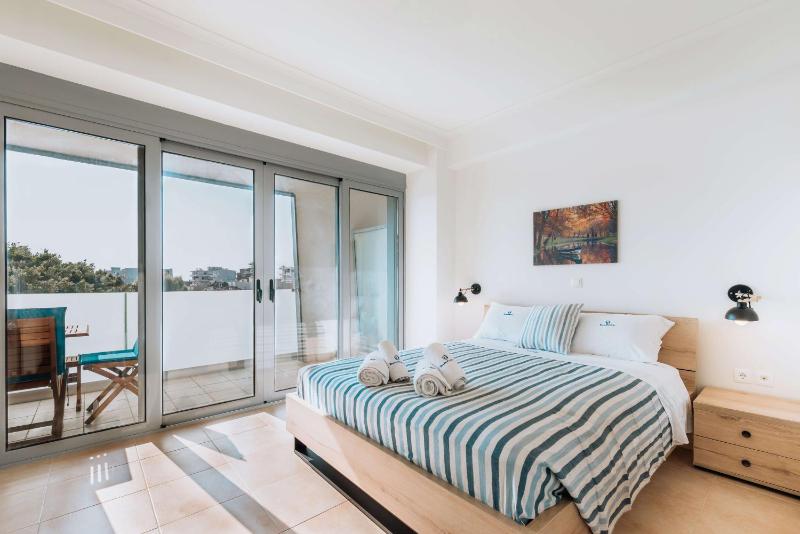 Rhodes Port Haven Suite - image 19