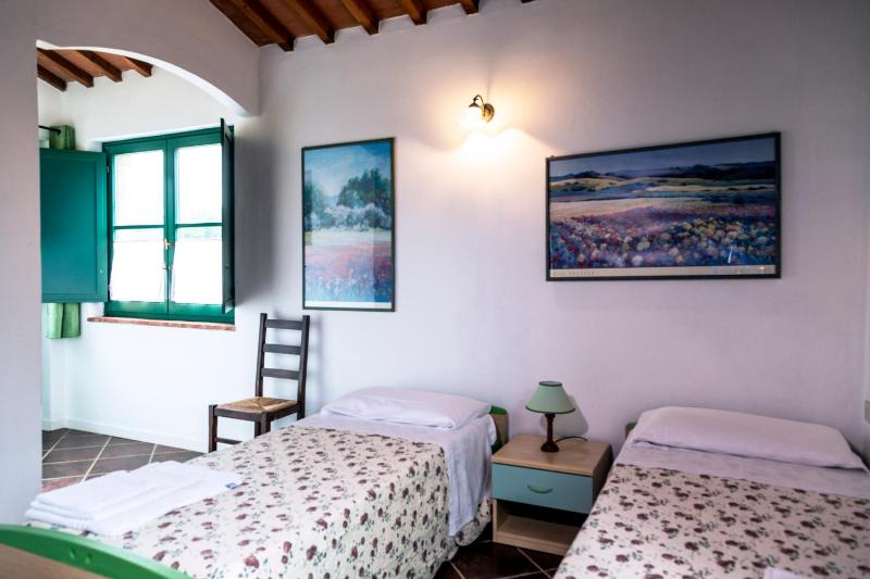 Two-Bedroom Apartment image 4