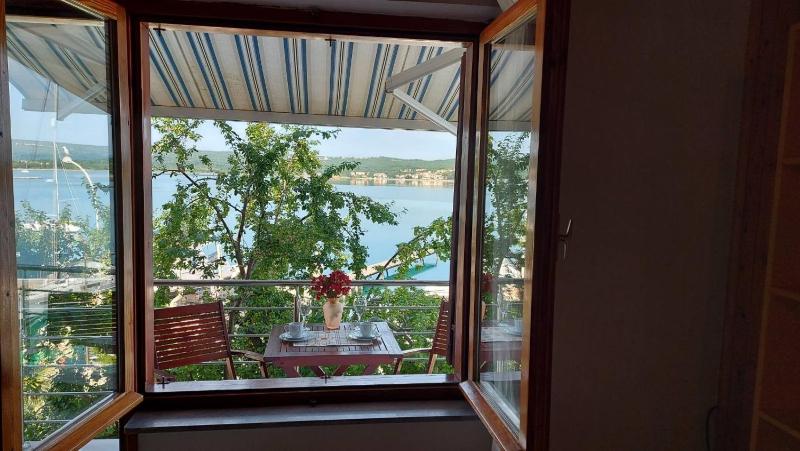 Apartment Nikolina - image 12