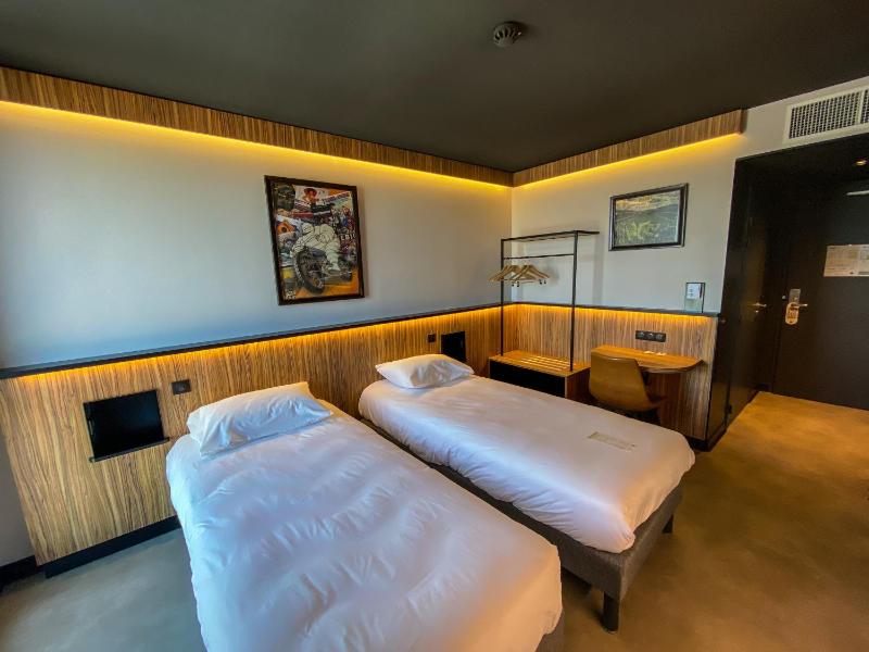 B&B HOTEL Clermont-Ferrand A71-A75 La Méridienne - image 18