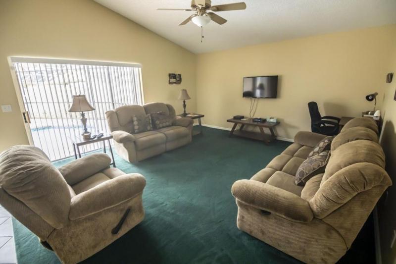Three-Bedroom House image 2