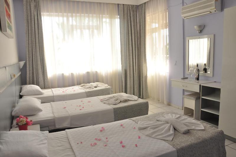Resitalya Hotel - image 11