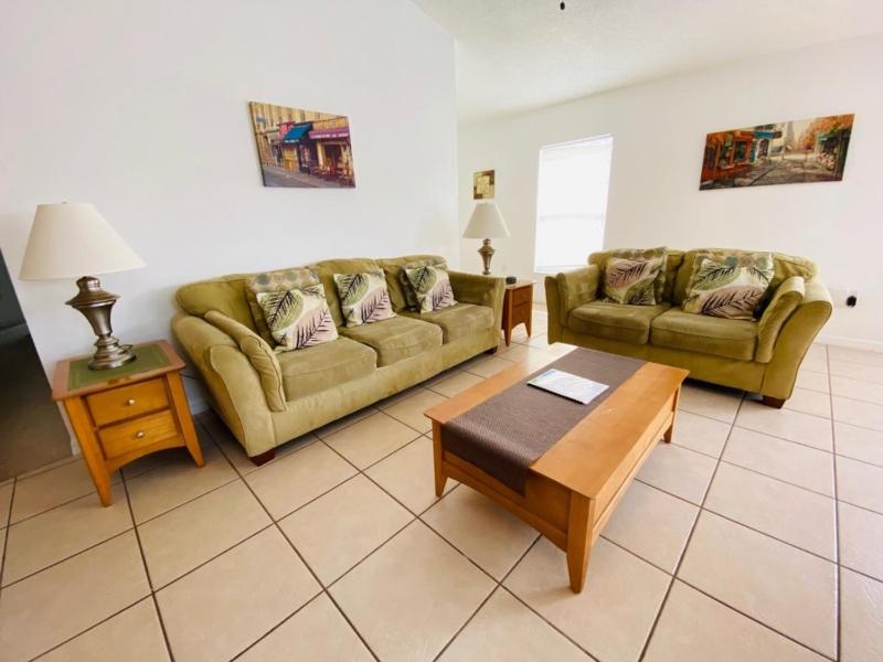 Three-Bedroom House image 3