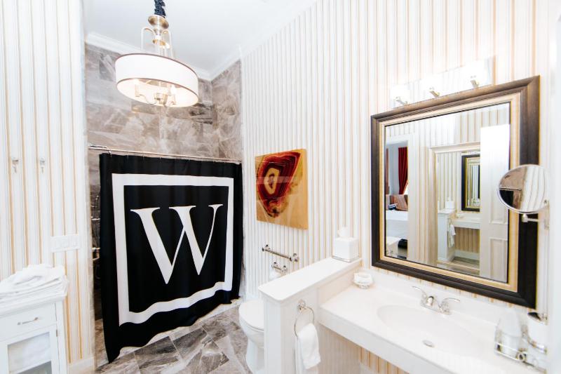 King Room - Disability Access image 4
