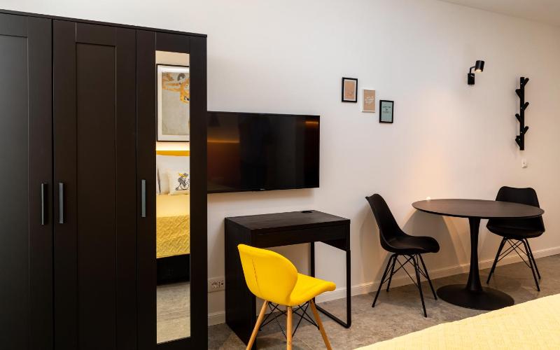 Studio with Terrace - Media image 2