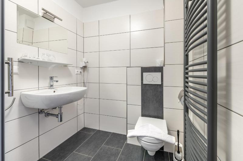 Family Two-Bedroom Suite image 3