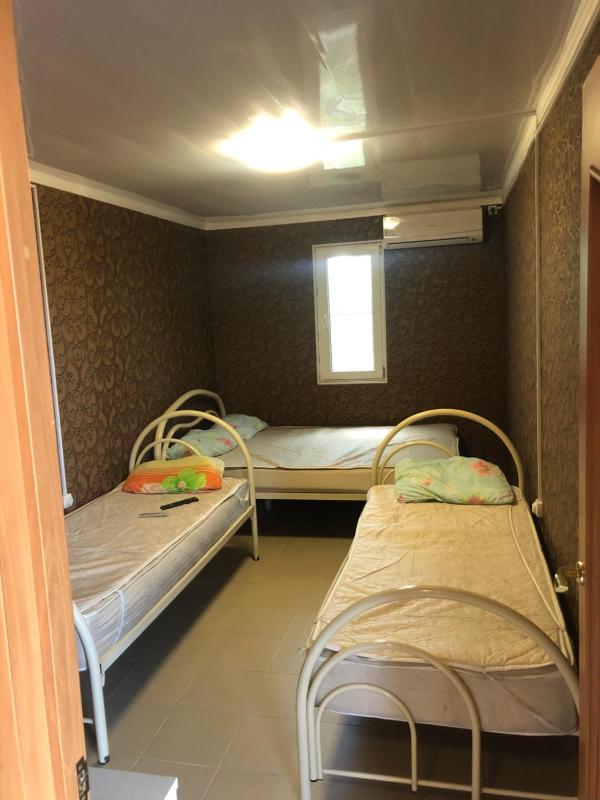Standard Quadruple Room image 3