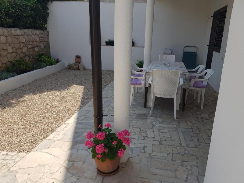 Apartment with Terrace image 4