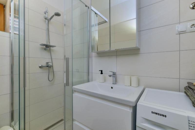 Deluxe Apartment image 3