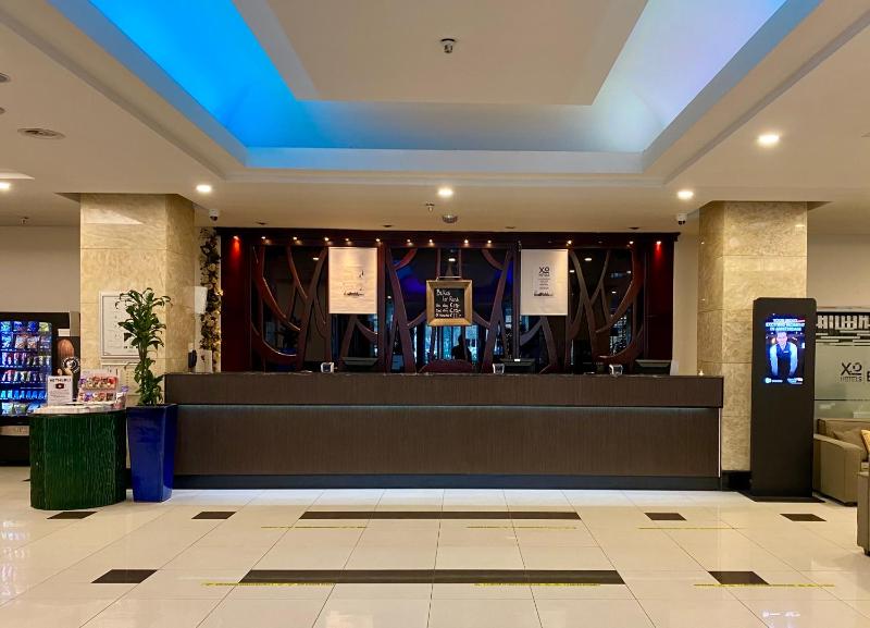 XO Hotels Blue Tower - image 9