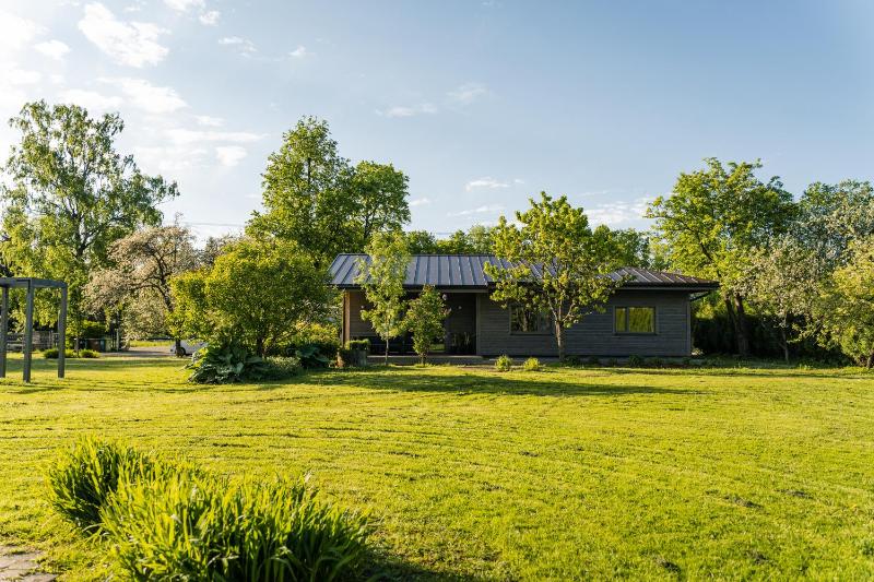 Three-Bedroom Villa image 3