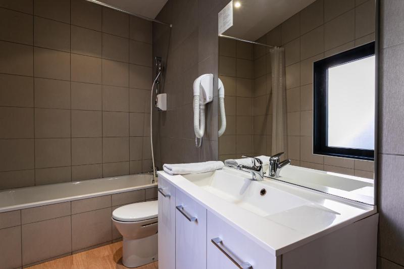 Hôtel Héliot Cosy Places by Charme & Caractère - image 8