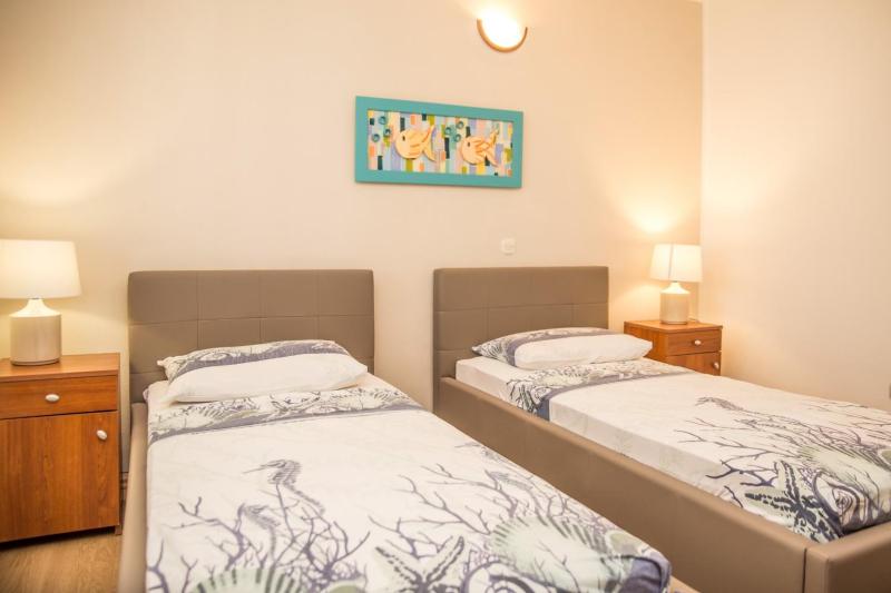 Two-Bedroom Apartment with Balcony and Sea View image 4