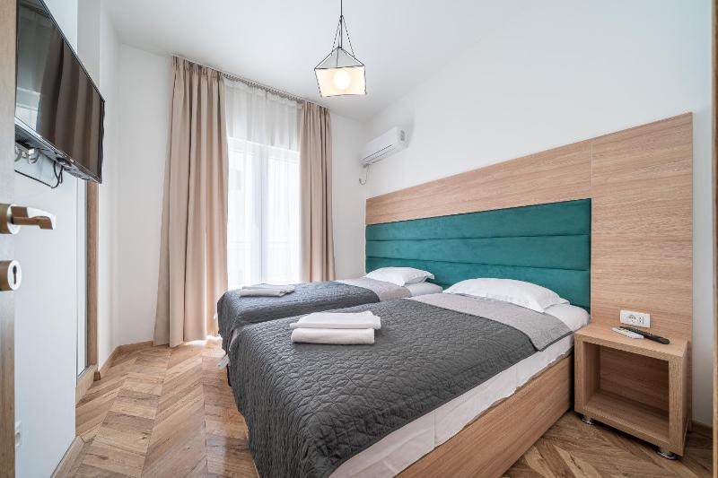 Apartment with Sea View image 3