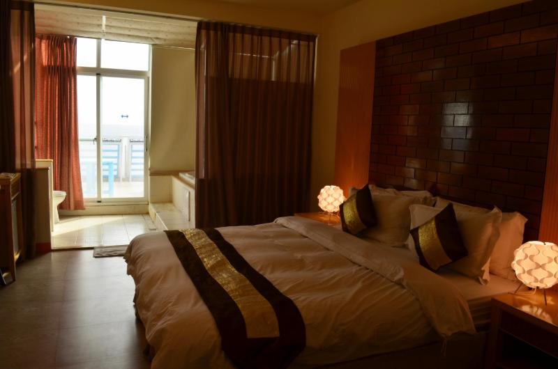 Yake Homestay - image 10