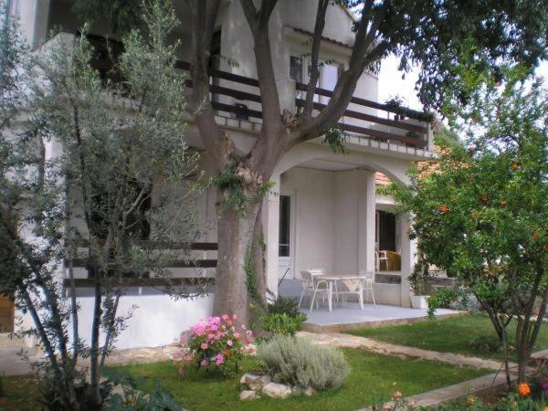 Apartment in Biograd na Moru with Terrace Air conditioning Wi-Fi (4801-2) - image 1