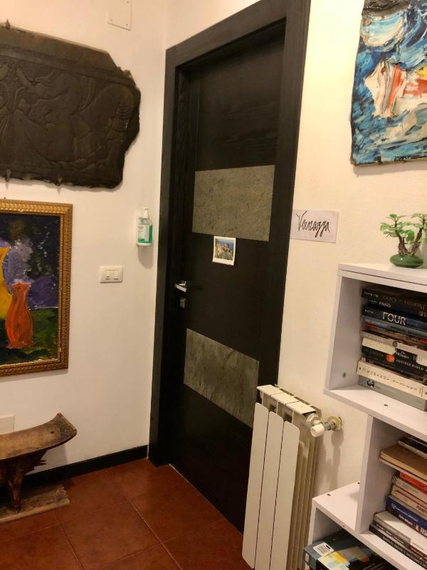 Double Room with Balcony image 4