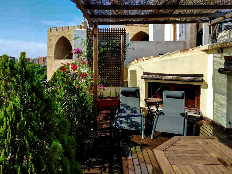 Loft with Terrace - Torres de Serranos  image 1