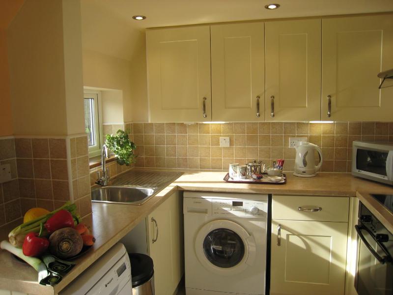 Colston Cottage image 2