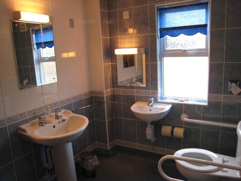 Wheelwrights Cottage image 2
