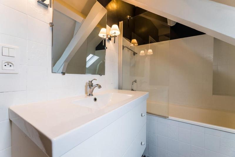 COAST KEYWEEK Duplex apartment in the city center with sea view - image 7