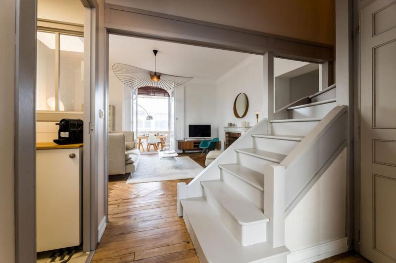 COAST KEYWEEK Duplex apartment in the city center with sea view - image 22
