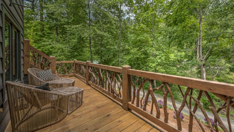 La Pequena Pecos - Modern Rustic Tiny Home along the River! | fire pit - image 3