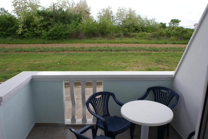 One-Bedroom Apartment with Balcony image 2