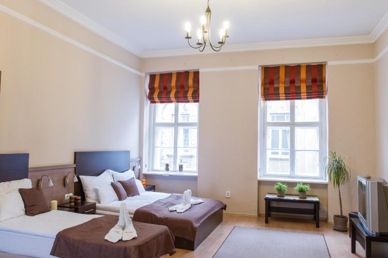 Apartment (4 Adults) image 4