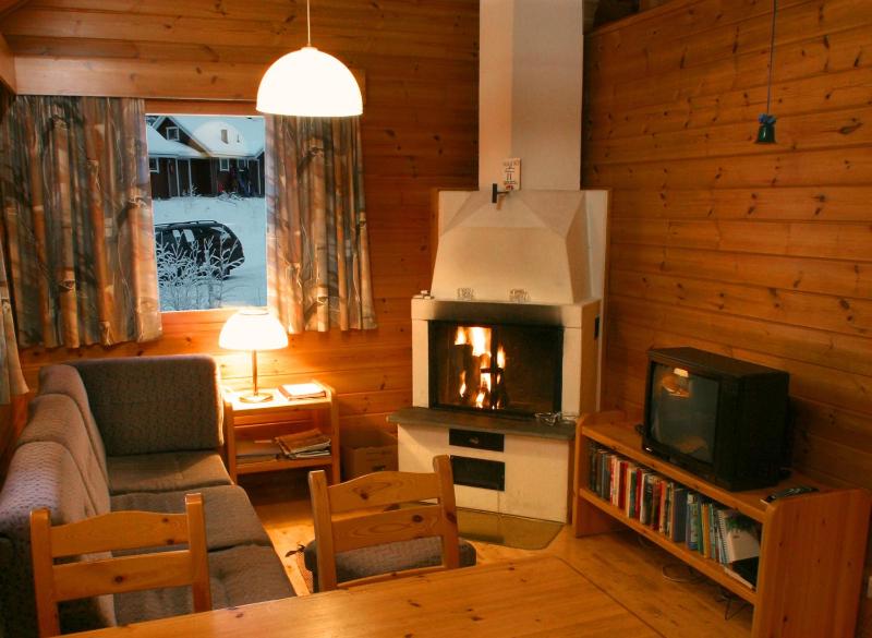 One-Bedroom Cottage with Sauna (5 Adults) image 3