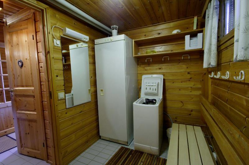 Two-Bedroom Cottage with Sauna image 3