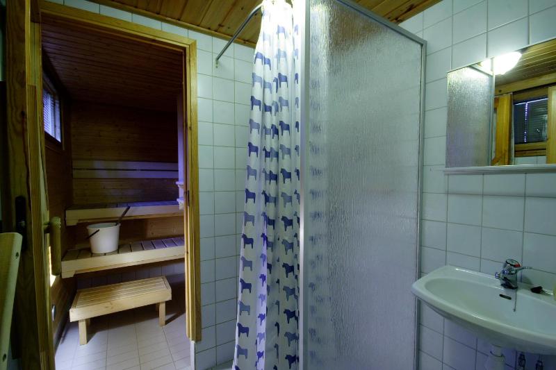 Two-Bedroom Cottage with Sauna image 2