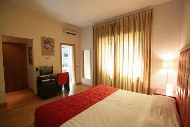 Superior Double Room image 1