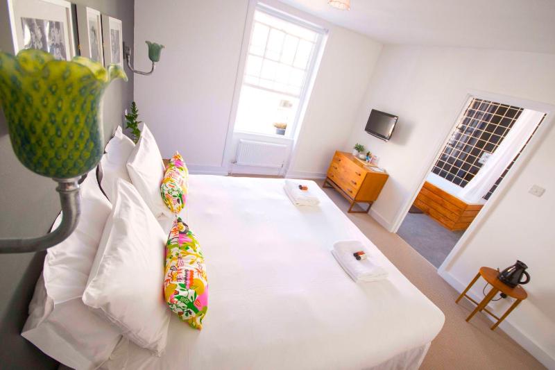 King or Twin Room image 1