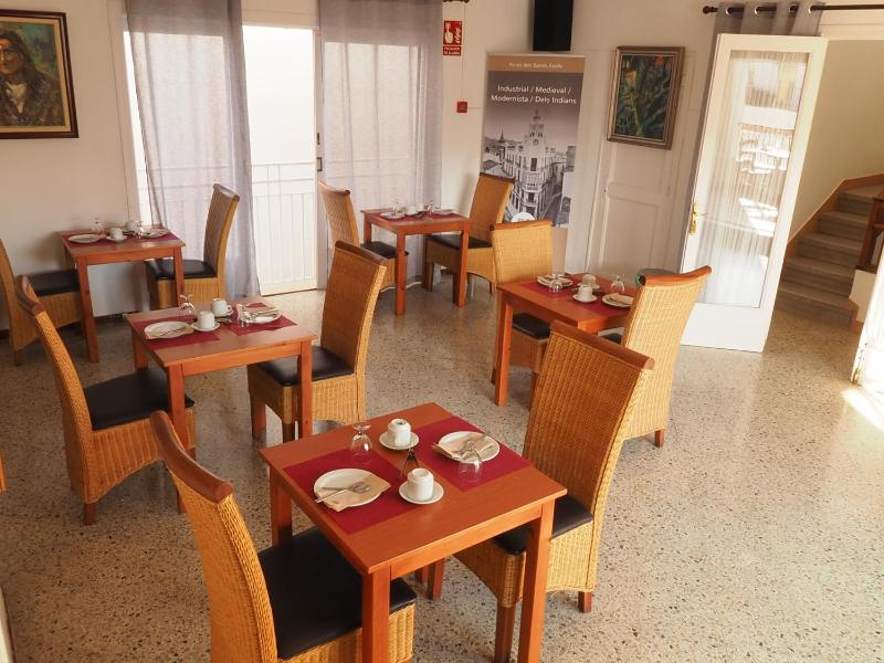 Hotel Montserrat - image 11