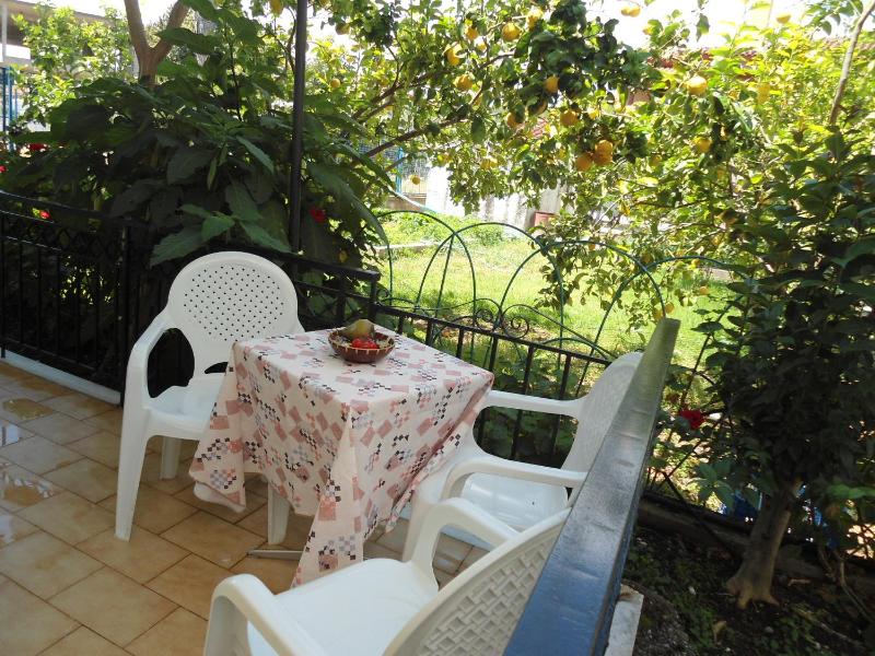 Studio with Sea View image 3