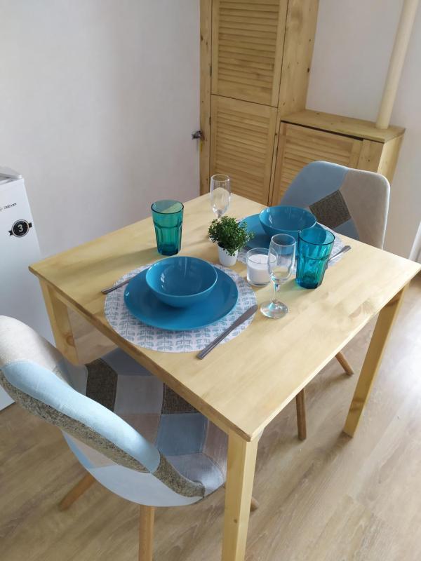 One-Bedroom Apartment image 2