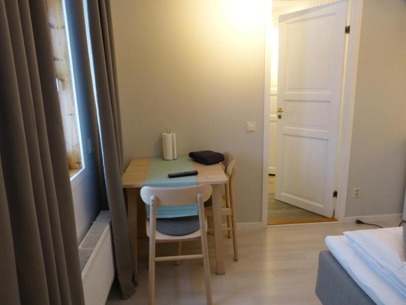 Twin Room image 1