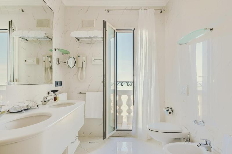 Casa Bianca Al Mare - image 39