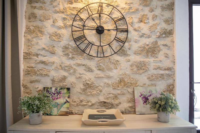Portail Du Ventoux Central Luxe Jardin Linge fourni Images