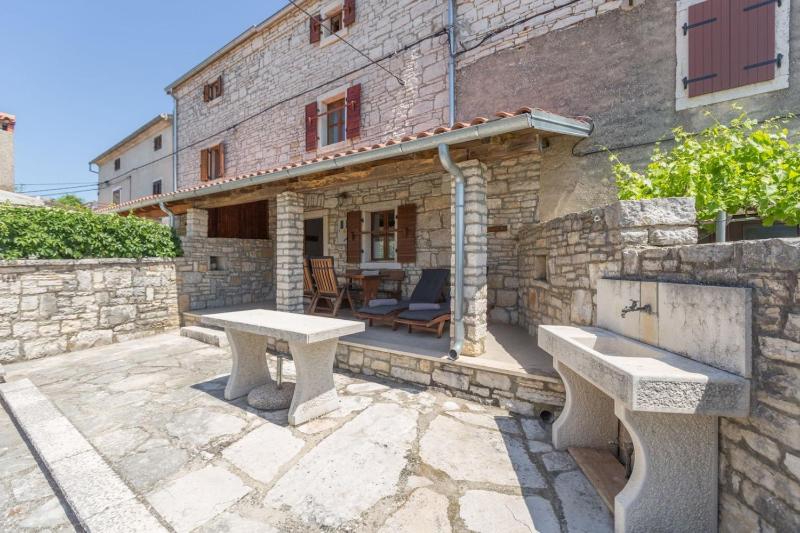 Holiday Home image 3