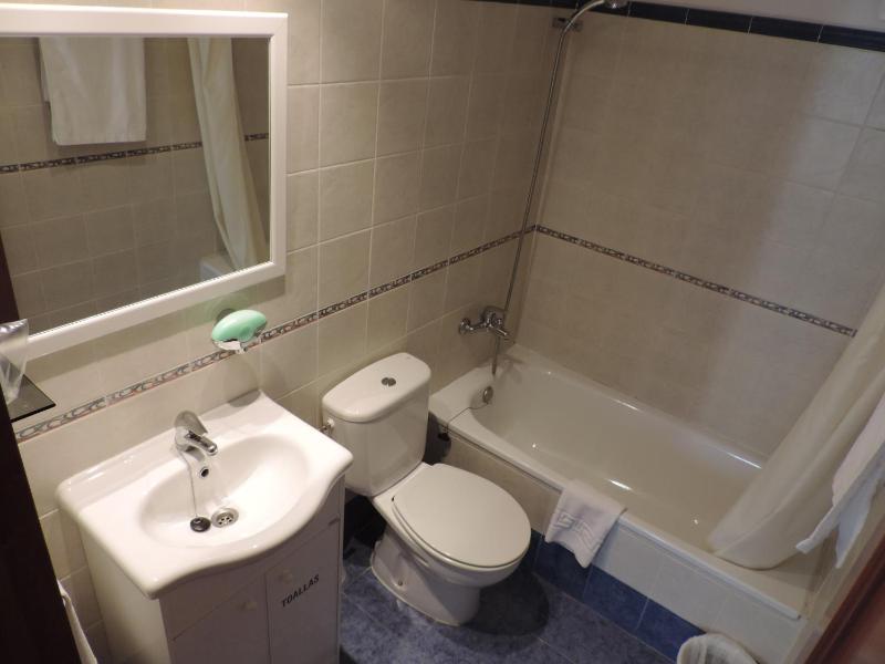 Hotel Costa San Antonio - image 6