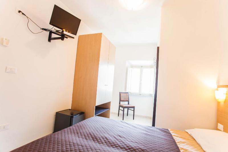 Hotel Rex - image 14