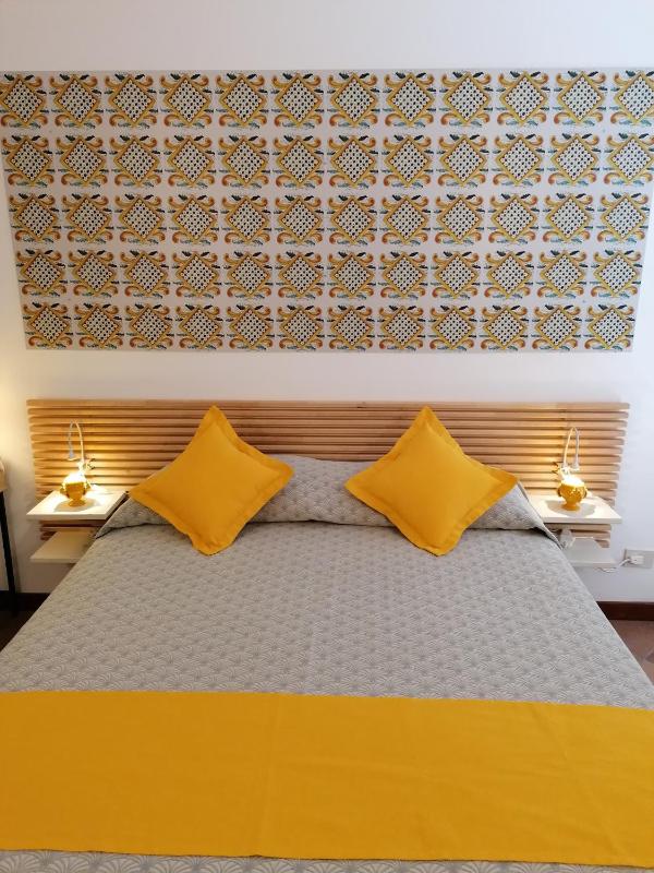 Deluxe Double Room image 1