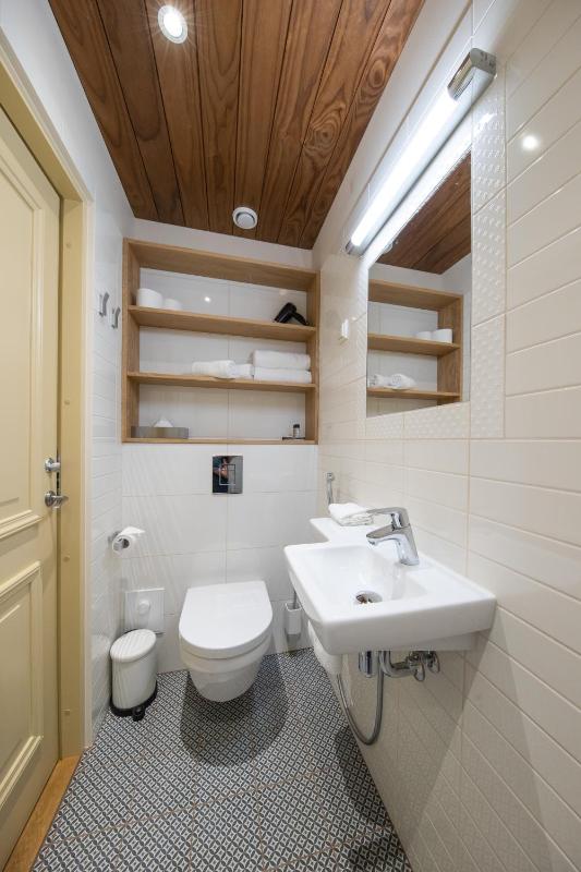 Deluxe Double Room image 4