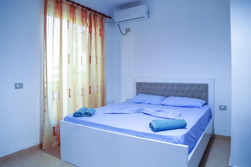 Double Room image 1