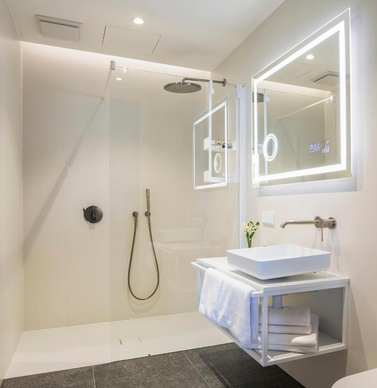 Superior Single Room image 2